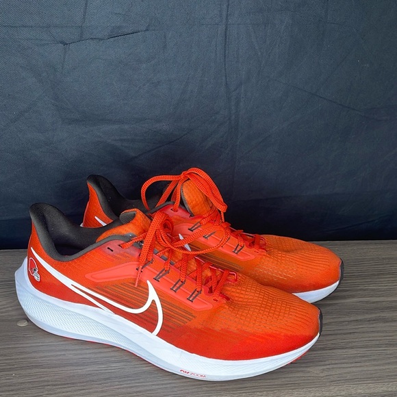Nike NFL x Air Zoom Pegasus Cleveland Browns - Picture 1 of 4